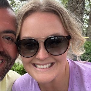 Meet your Posher, Charly